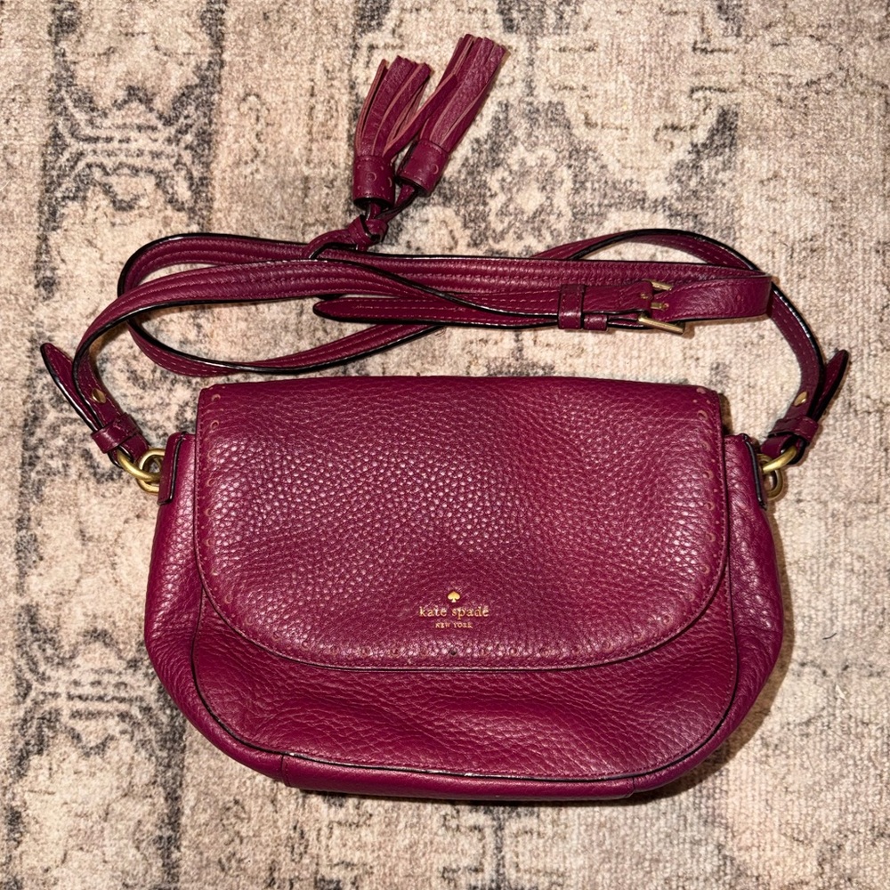 kate spade Leila crossbody in raspberry